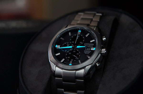 Đồng hồ Citizen mang công nghệ SUper Titanium cực đỉnh